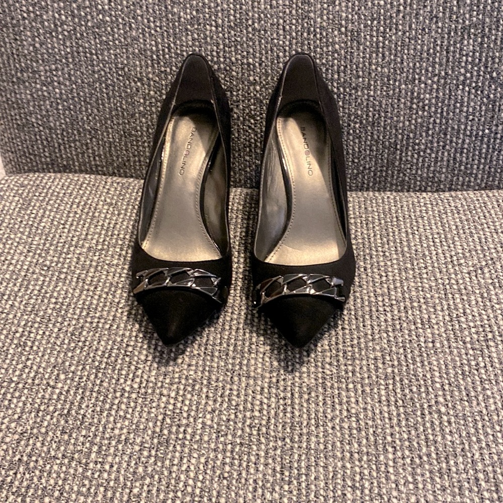 Women's Black Heels with Chain Detail on Toe